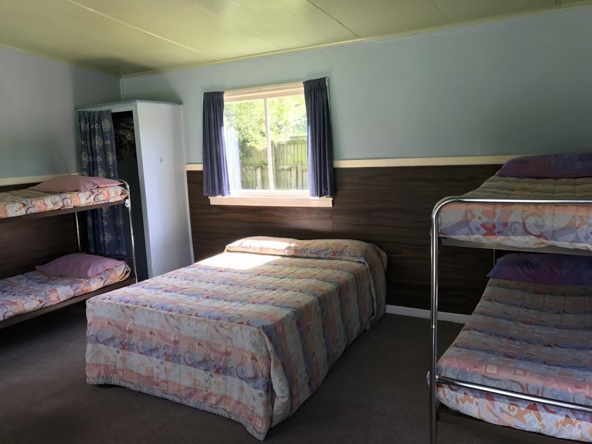 Golden Springs Motel, Holiday Park Rotorua Exterior photo
