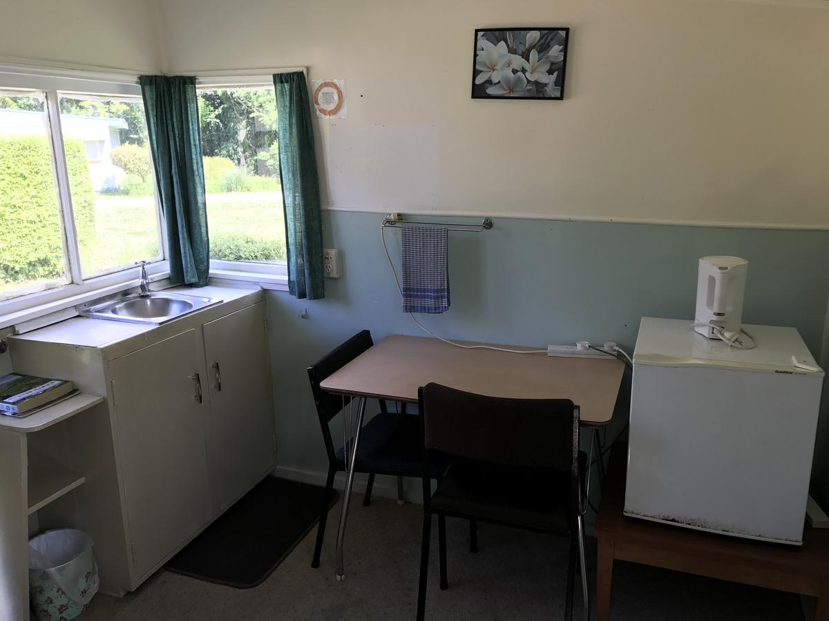 Golden Springs Motel, Holiday Park Rotorua Exterior photo