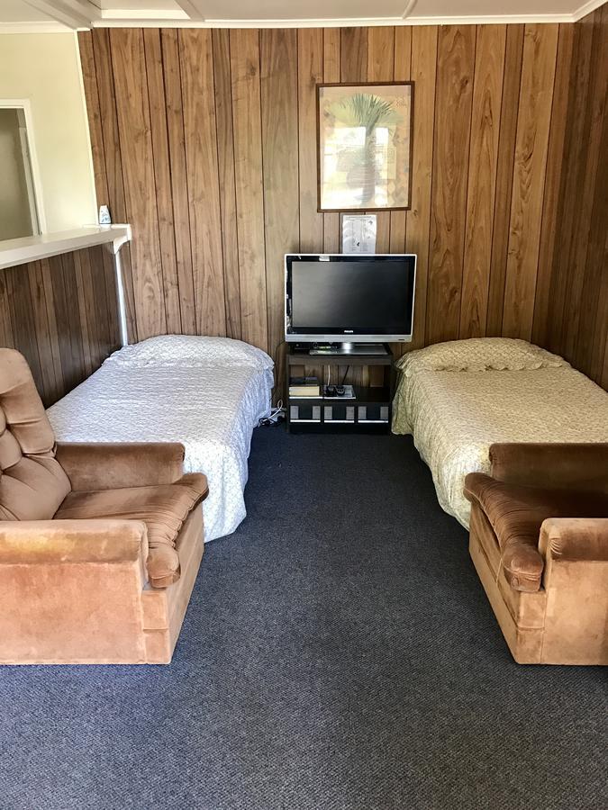 Golden Springs Motel, Holiday Park Rotorua Exterior photo